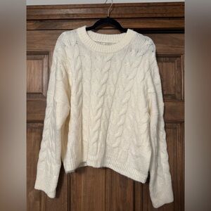 NWT Women’s Abercrombie & Fitch Sweater